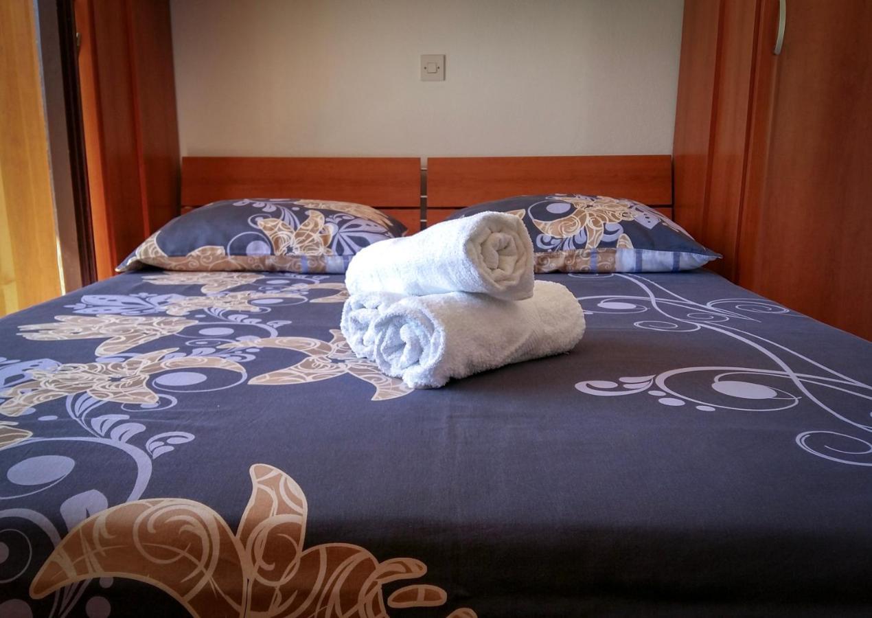 Apartmani Jovic Makarska Ngoại thất bức ảnh