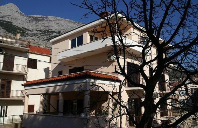 Apartmani Jovic Makarska Ngoại thất bức ảnh