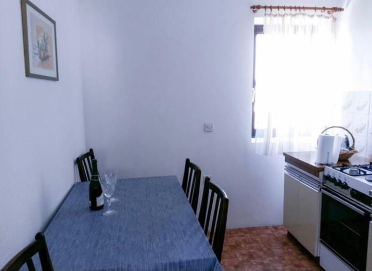 Apartmani Jovic Makarska Ngoại thất bức ảnh